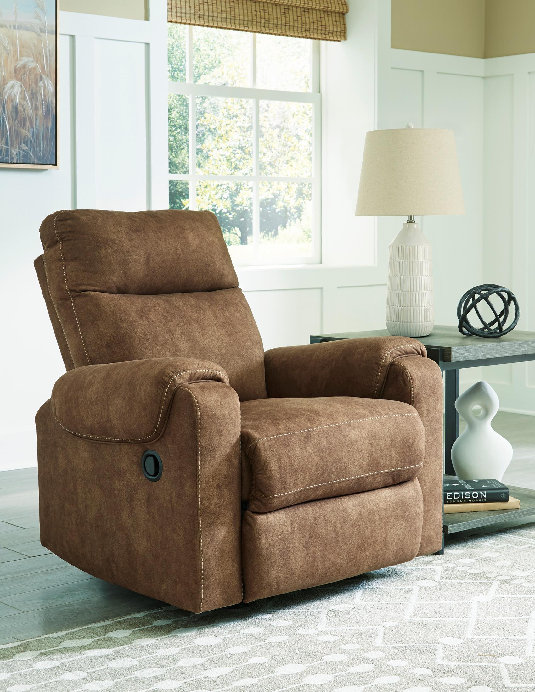 Edenwold Rocker Recliner - Image 3