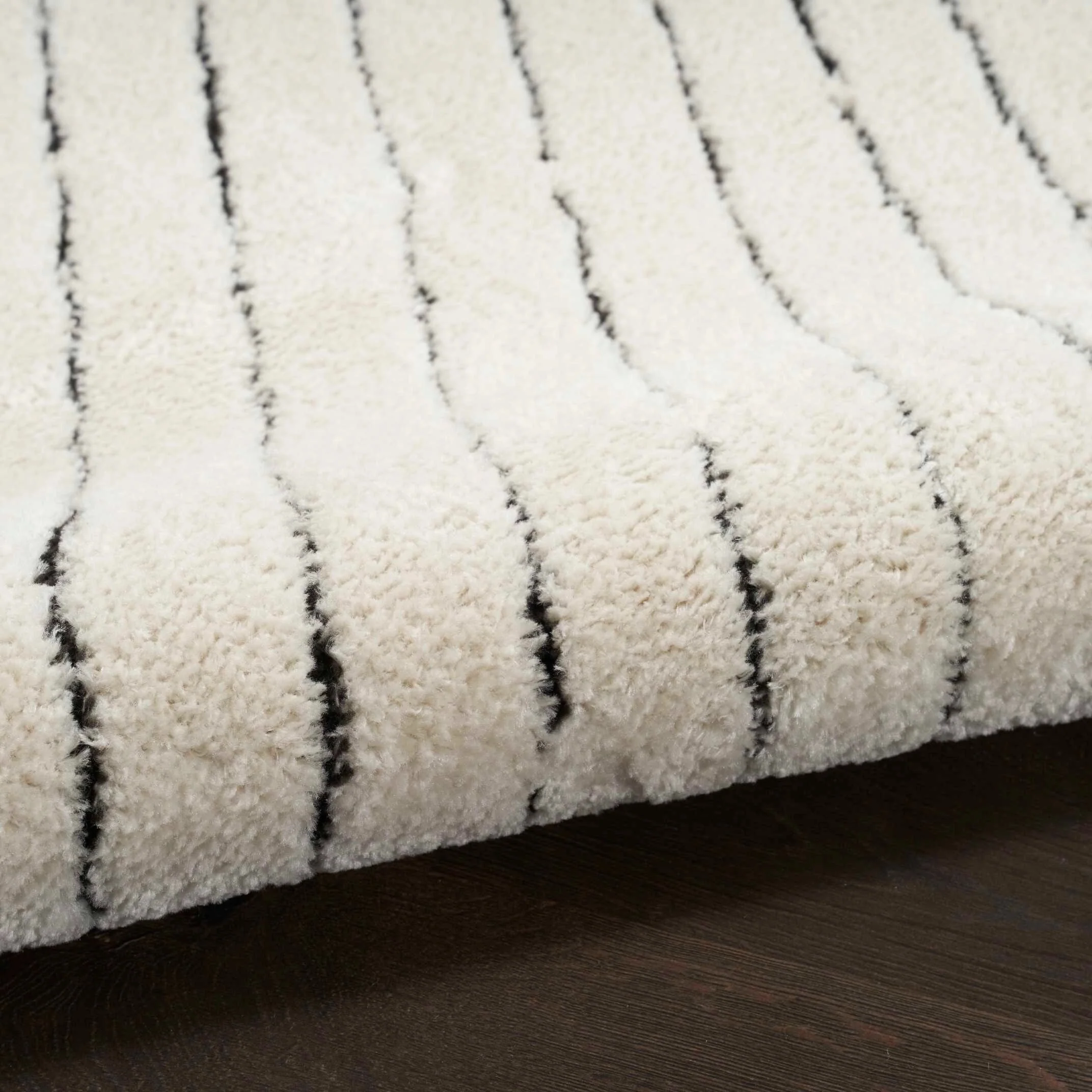 Modern Comfort Rug - Image 5