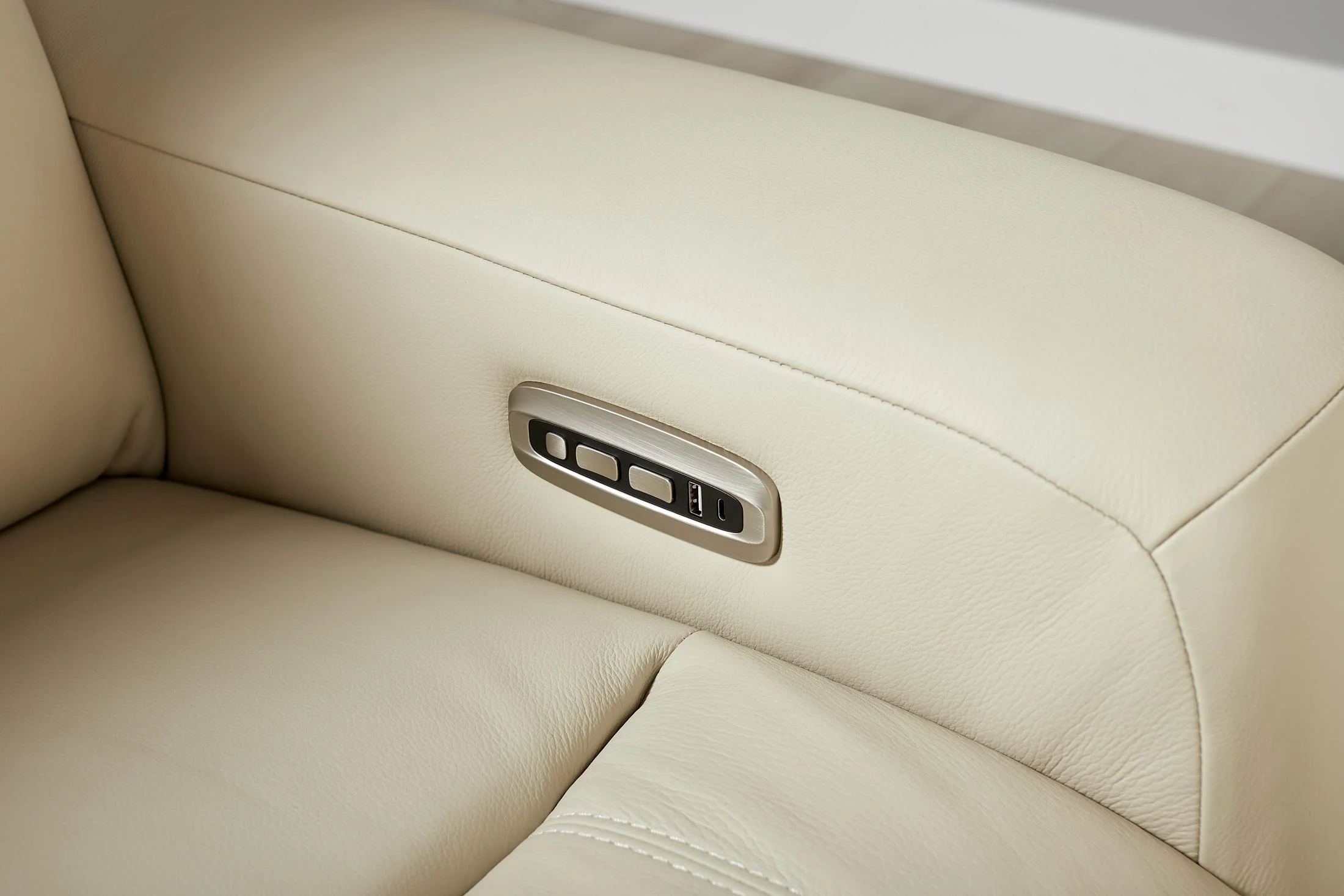 Newport 6-Piece Almond Leather Power Reclining Sectional with Chaise - Image 5